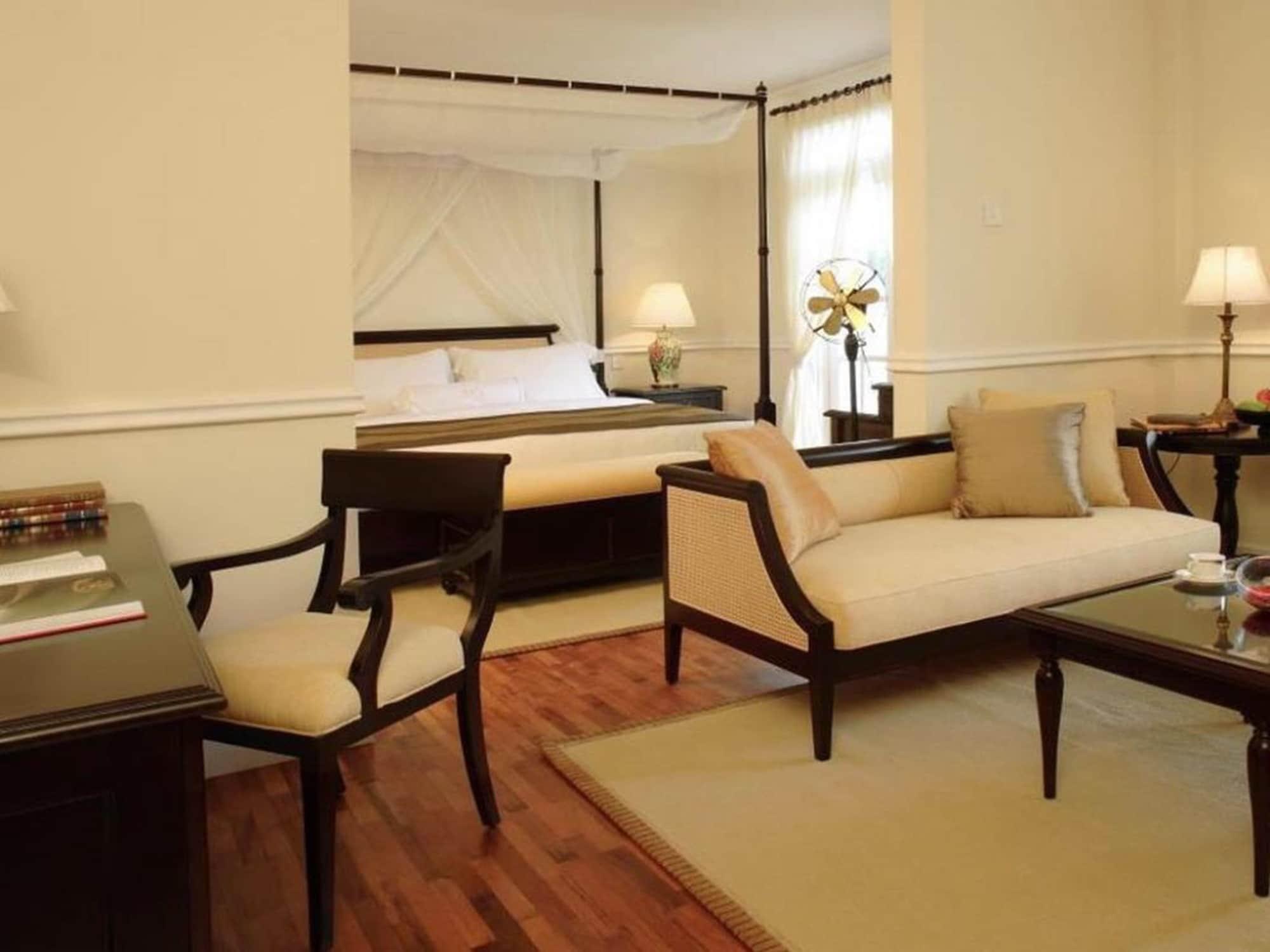 Cameron Highlands Resort - Small Luxury Hotels Of The World ภายนอก รูปภาพ A suite at the Mandarin Oriental, Bangkok